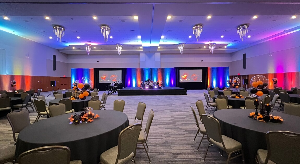 coporate event laroyale.jpg